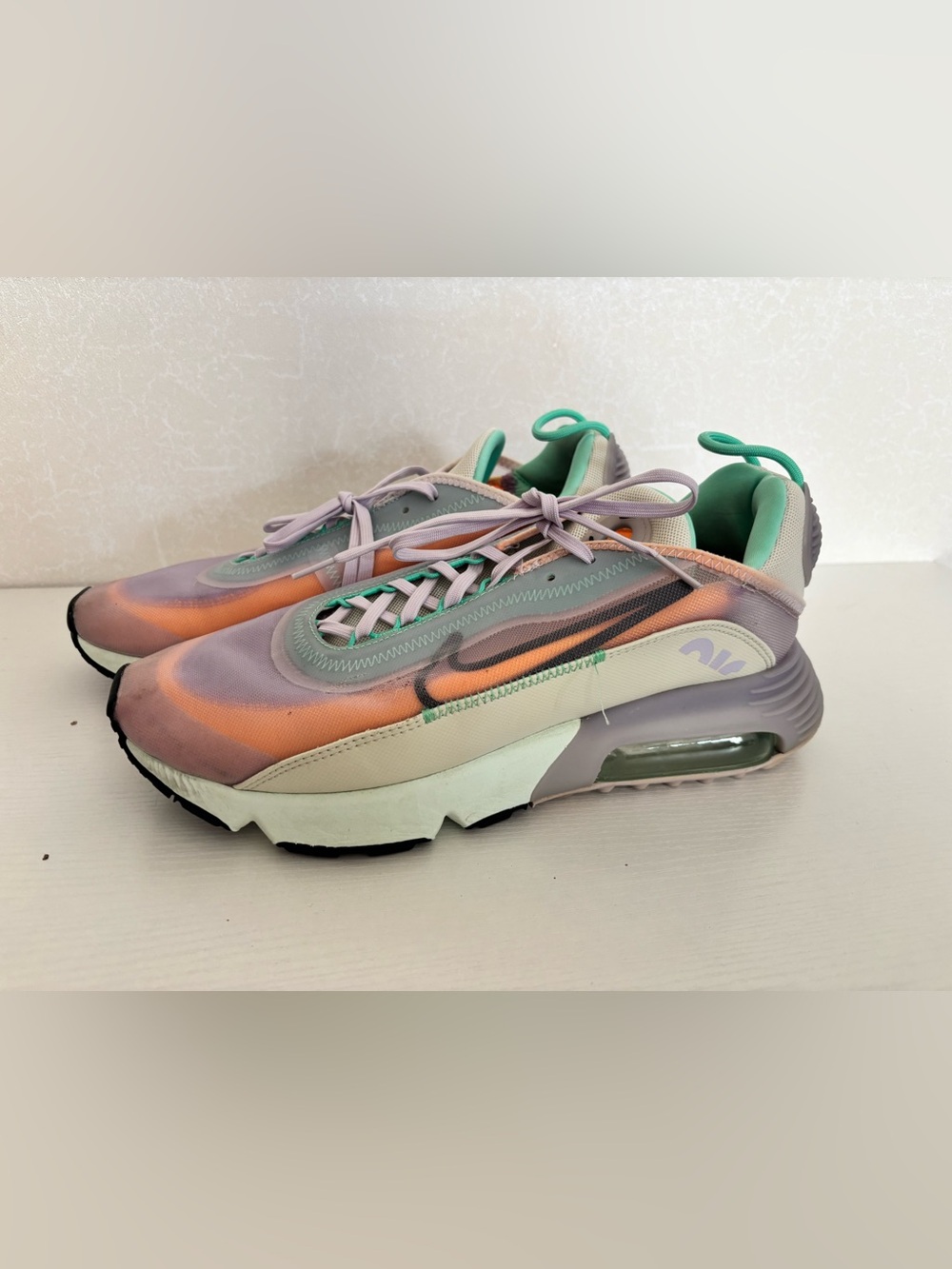 Nike AirMax 2090 Women’s 11.5 EUC